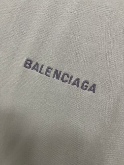 ⁦2 BALENCIAGA تيشيرت⁩ - الصورة ⁦4⁩
