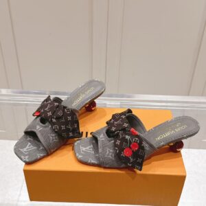 شيري لويس فيتون