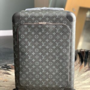 بوتيك مون - شنطة سفر لويس فيتون